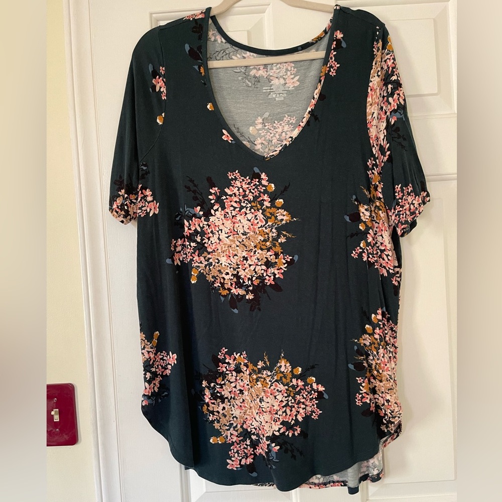 Maurice’s 24/7 Green Floral Blouse